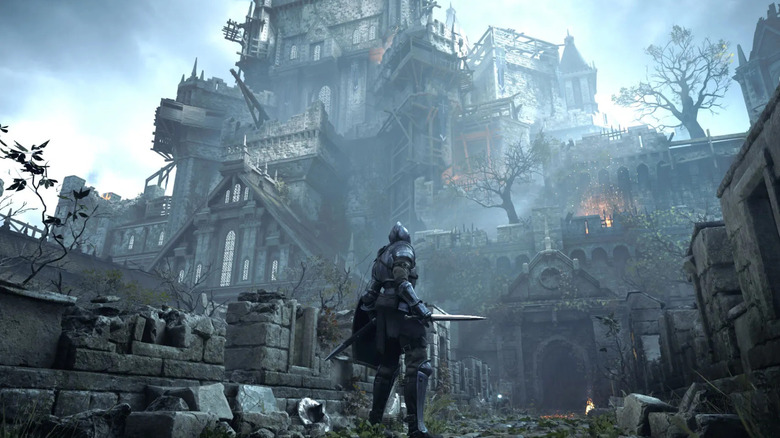 The player approaches an abandoned castle