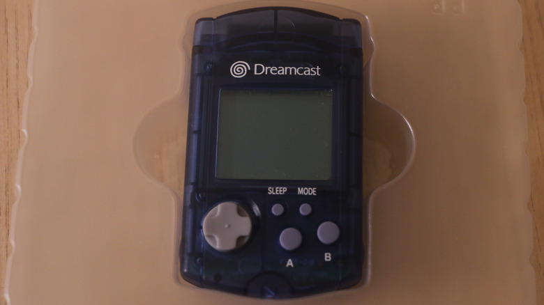 Dreamcast VMU in plastic insert