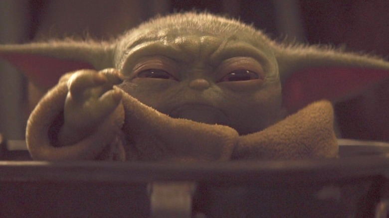 Baby Yoda using the Force