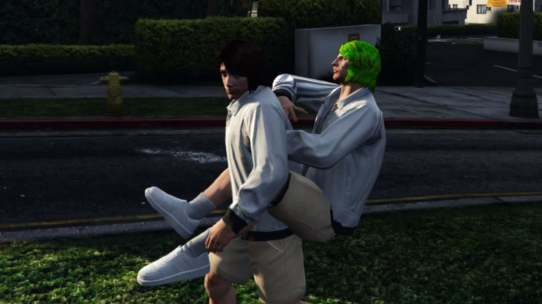A GTA Online character gives his clone a piggyback ride