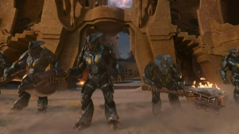 Brutes fighting in Halo