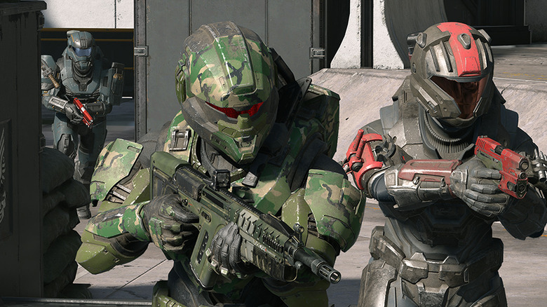 Halo multiplayer Spartans aiming guns