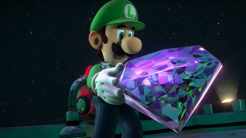 Luigi holding diamond