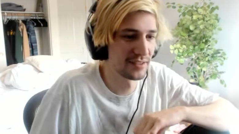 xQc streaming