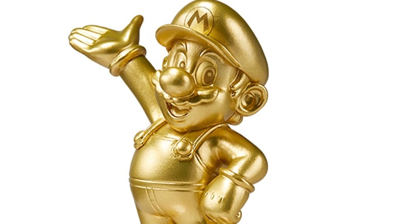 Gold Mario Amiibo