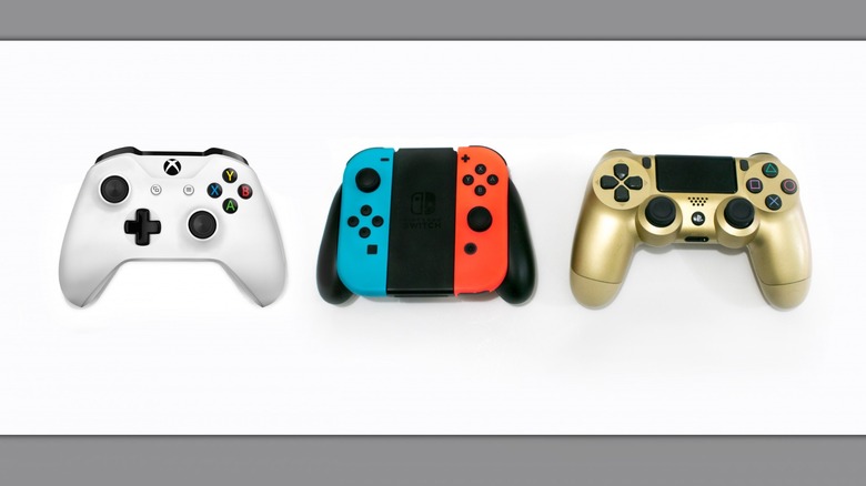 Xbox, Switch, PS4 controllers