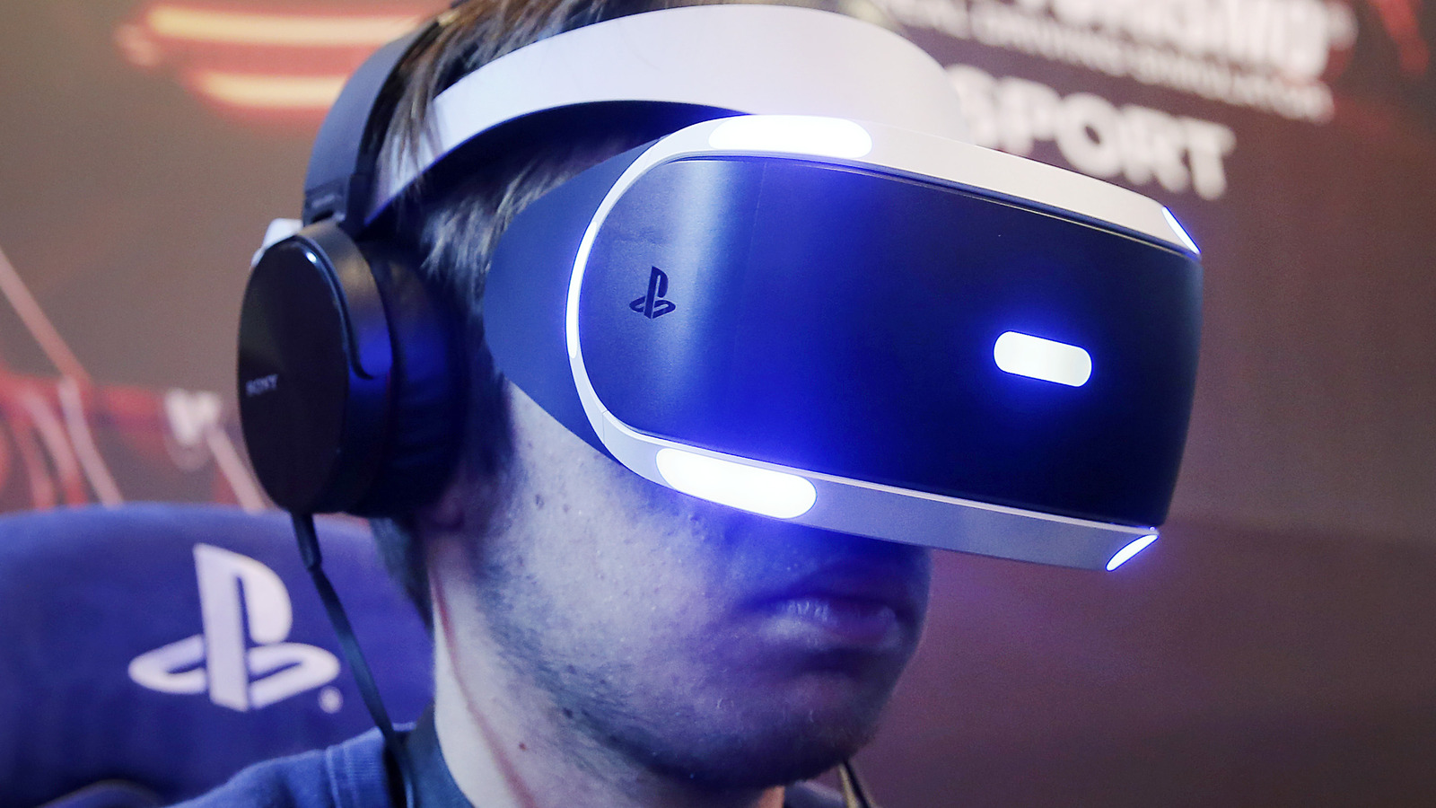 Bloomberg: PlayStation VR2 headset has had a weak start, analysts