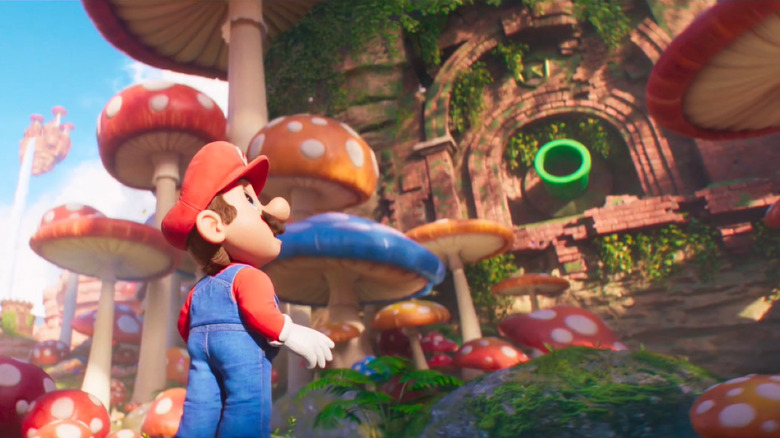 Mario staring around in surprise 