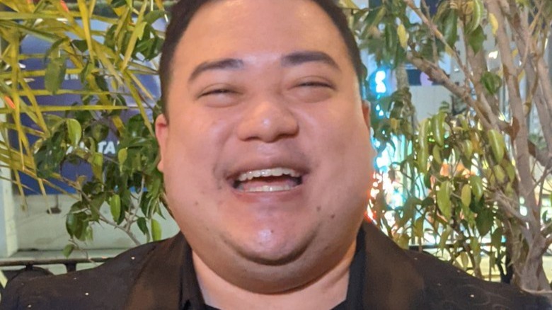 Scarra smiling happily