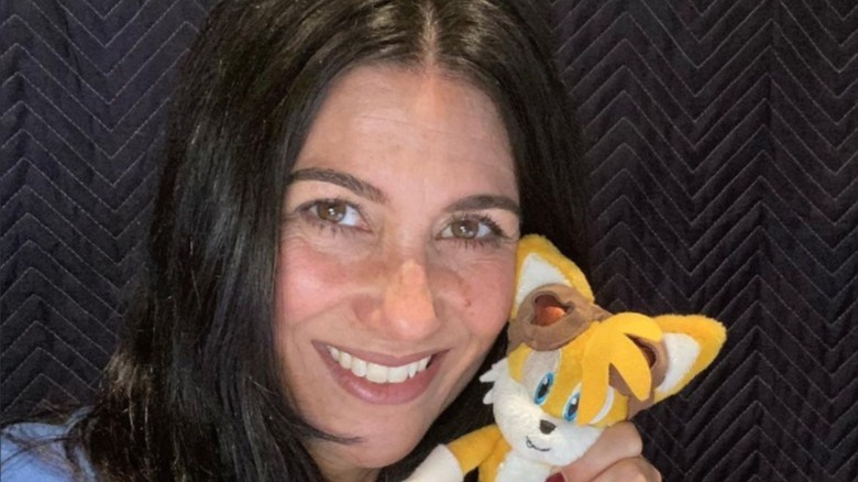 Colleen O'Shaughnessy selfie with Tails plush