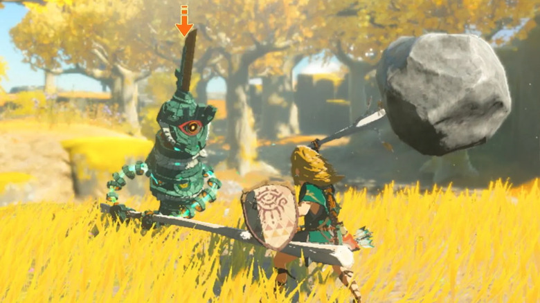 Link fights enemy Fused hammer