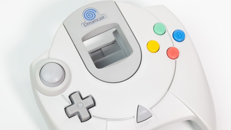 Dreamcast VMU missing from controller