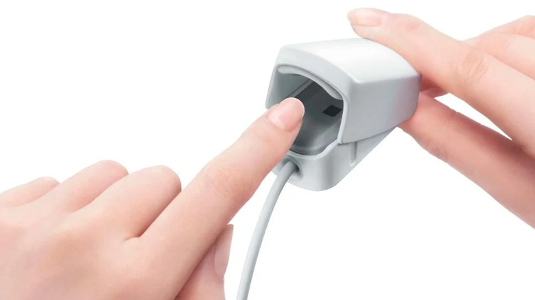 Wii vitality sensor finger