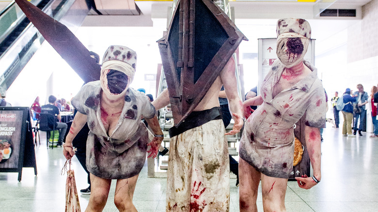 Pyramid Head and Nurses cosplay floor