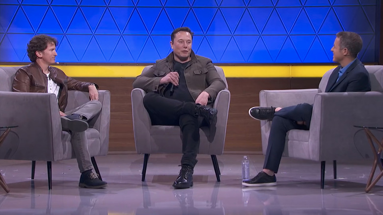 Todd Howard, Elon Musk, and Geoff Keighly talking at E3