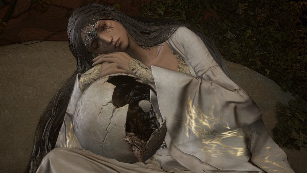 Filianore sleeps with her magical egg