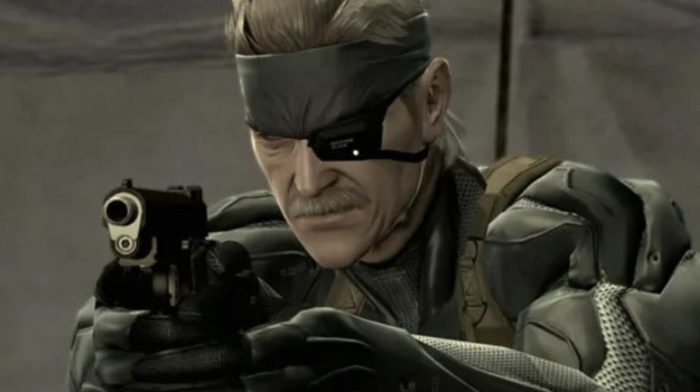 Metal Gear Solid 4 - Old Snake aiming handgun