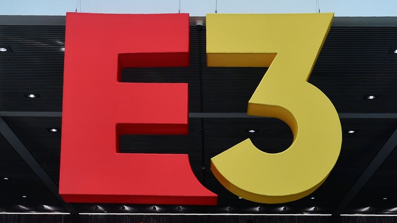 E3 Sign