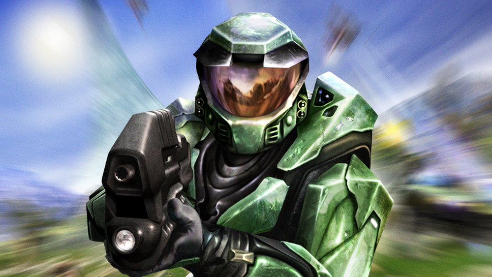 Master Chief raises gun