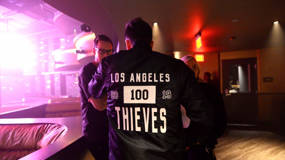 100 Thieves Clothing