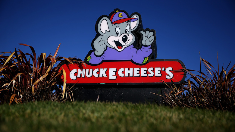 Chuck E. Cheese