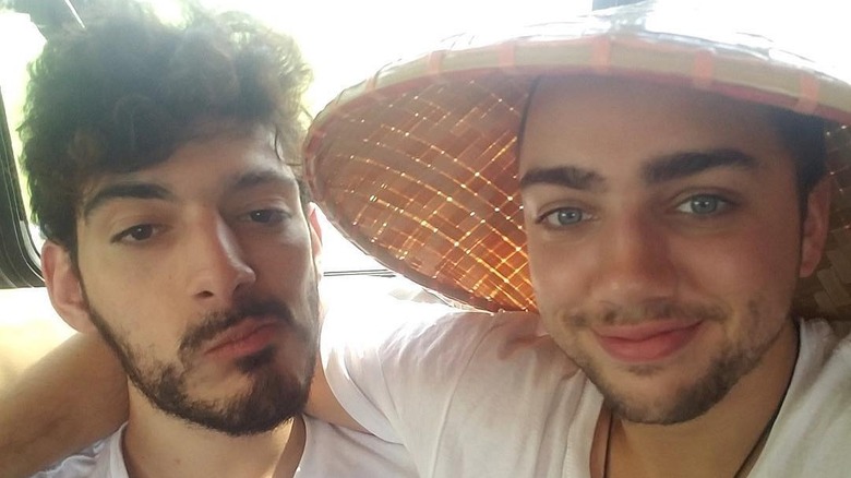 Mizkif and Ice Poseidon taking selfie together