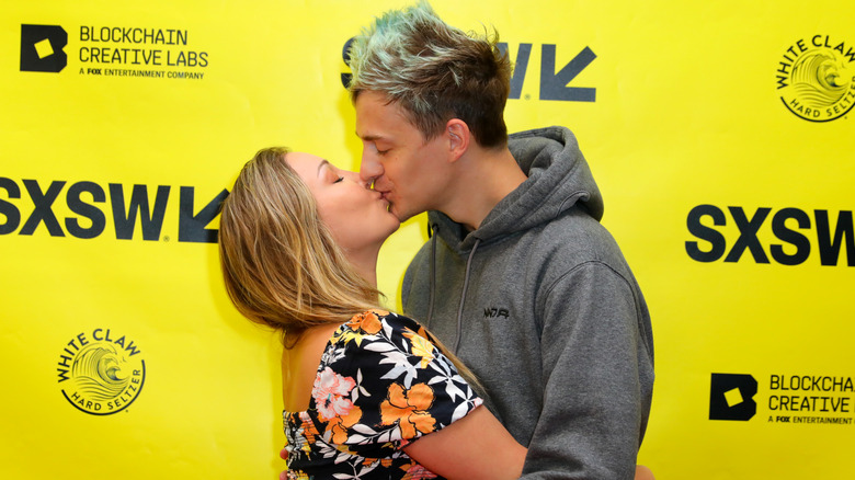 Ninja and Jessica kissing