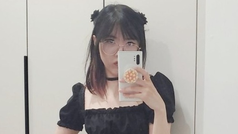 LilyPichu mirror selfie