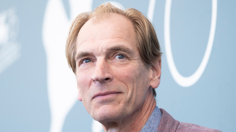 Julian Sands headshot