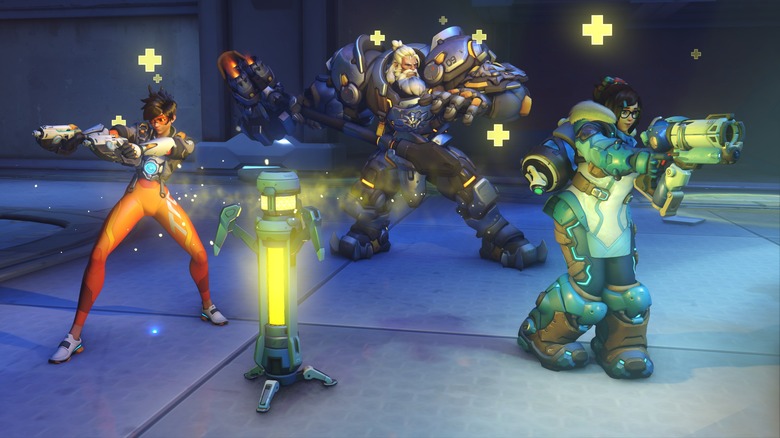 Tracer, Reinhardt, and Mei healing up